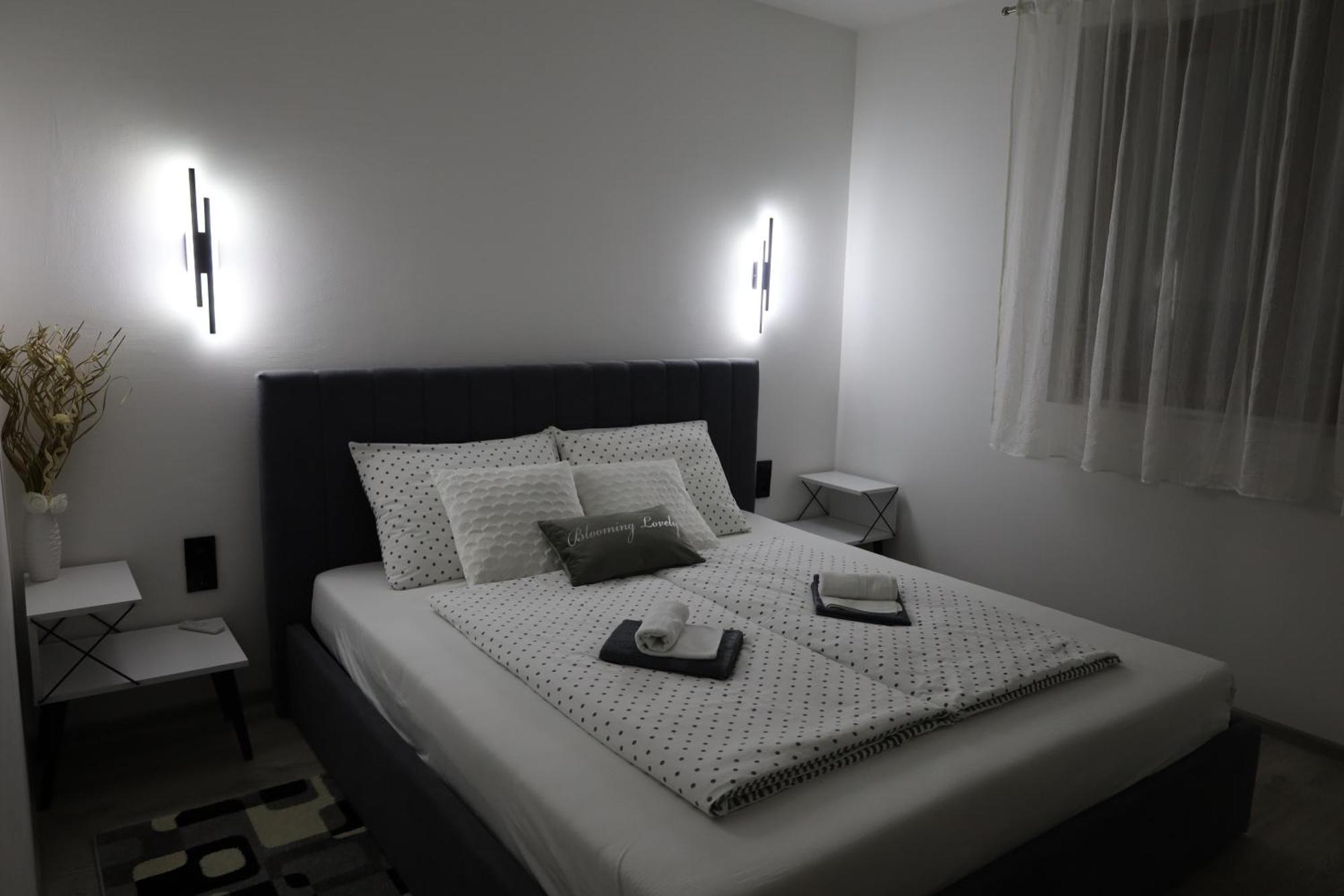 Hacijenda Villa Vukovar Exteriör bild