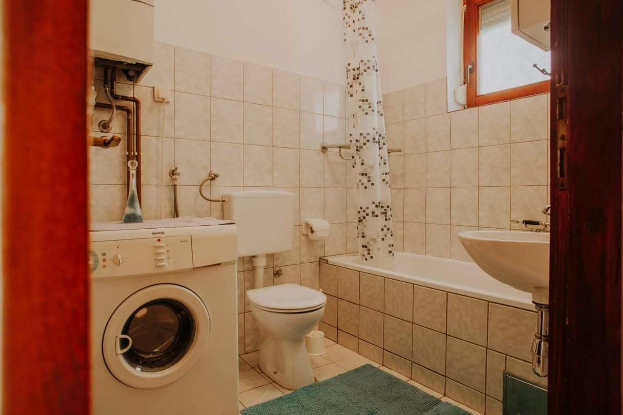 Hacijenda Villa Vukovar Exteriör bild